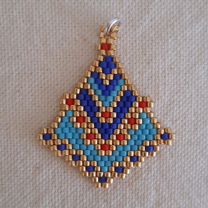 Ciondolo egizio di Crazycrochet